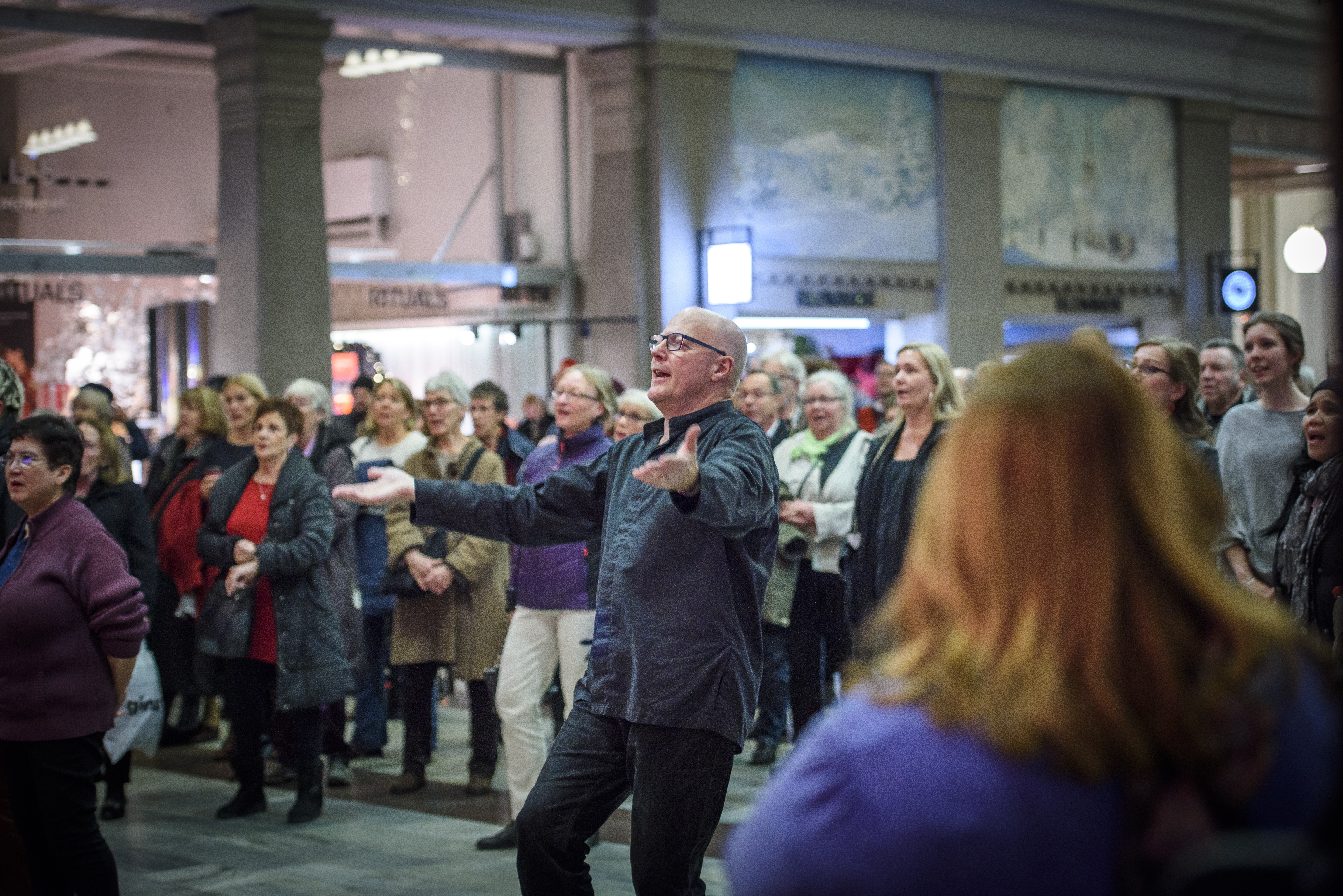 Kör som sjunger. Foto Magnus Aronson/ IKON