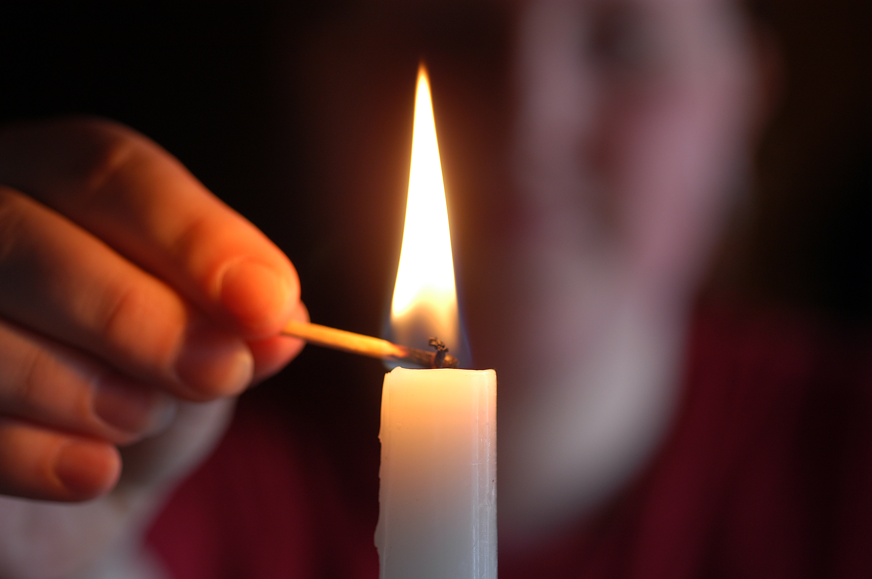 Ett ljus tänds, Magnus Aronson